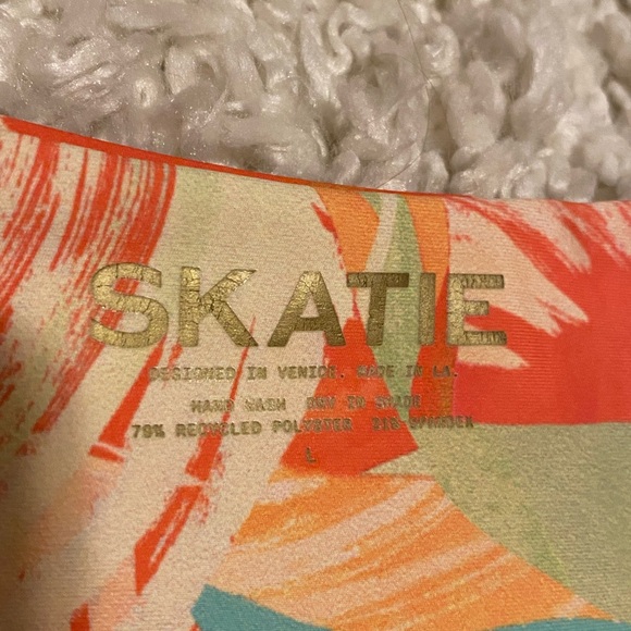 Skatie set - Kate top M, Kelly bottom L - Picture 4 of 6